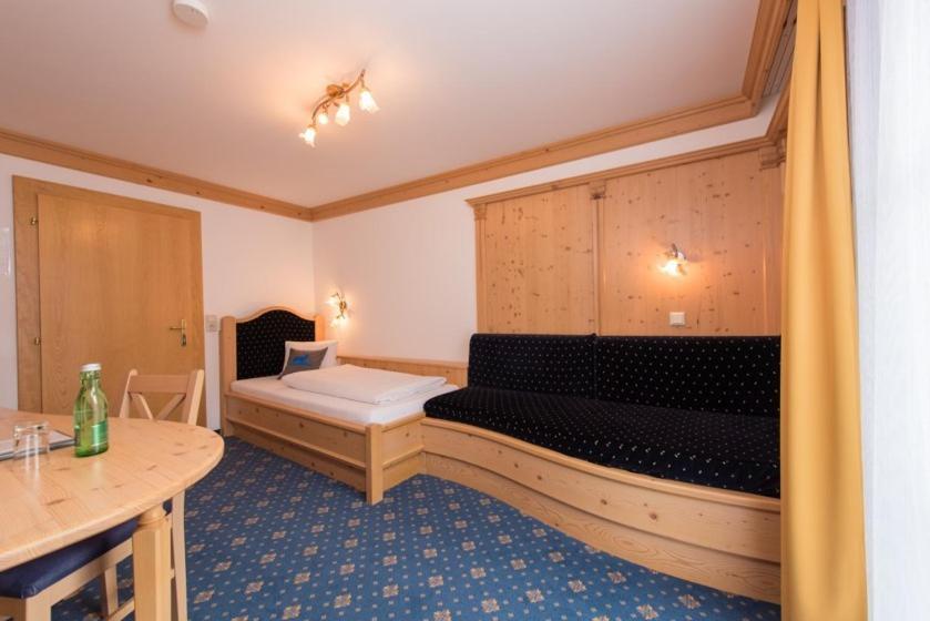 Hotel Moelltalerhof Rangersdorf Bagian luar foto