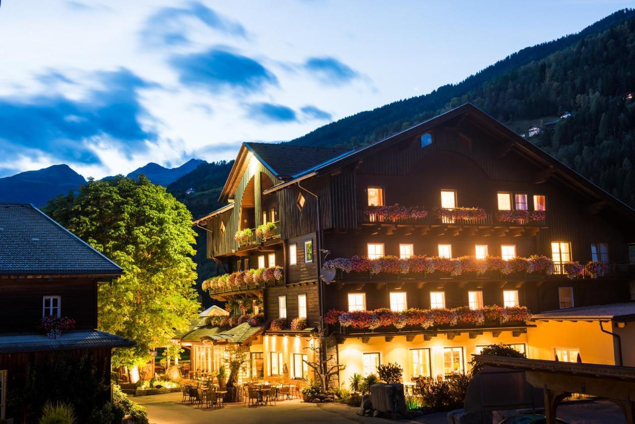 Hotel Moelltalerhof Rangersdorf Bagian luar foto