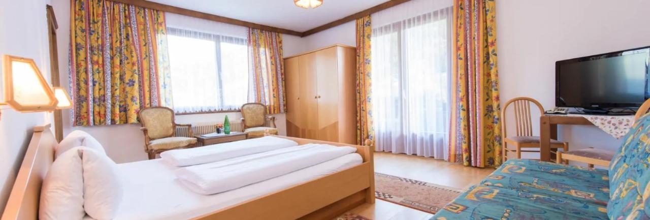 Hotel Moelltalerhof Rangersdorf Bagian luar foto