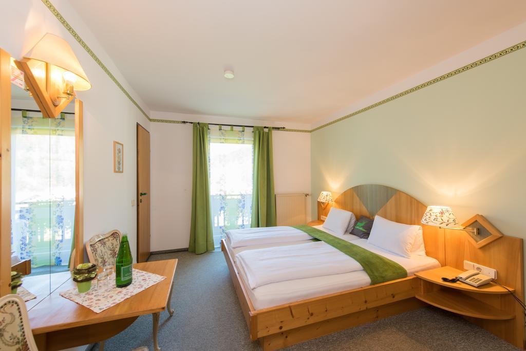 Hotel Moelltalerhof Rangersdorf Ruang foto